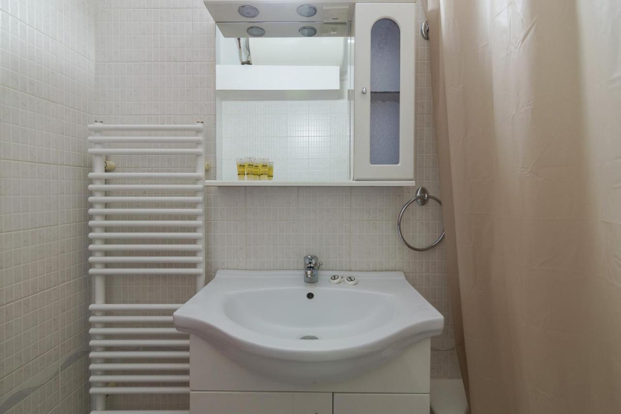 Comfort Apartment In Koukaki Ateny Zewnętrze zdjęcie