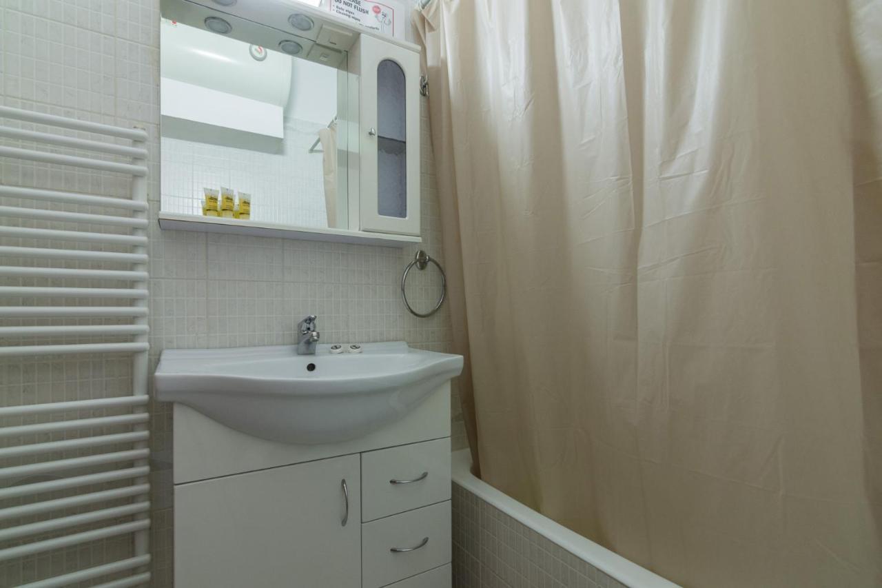 Comfort Apartment In Koukaki Ateny Zewnętrze zdjęcie